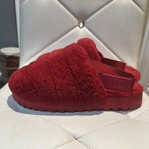 UGG Red Cozy Sherpa‎ Slippers